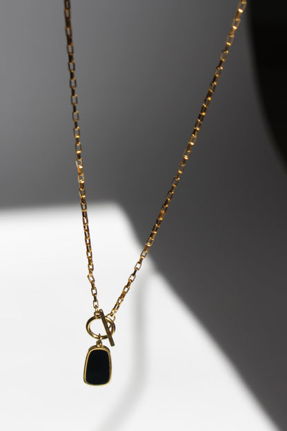 COLLAR BLACK